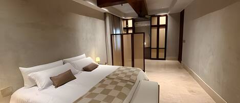 木屋 | 書桌、免費無線上網