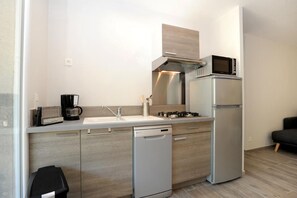 Mikroaaltouuni, astianpesukone