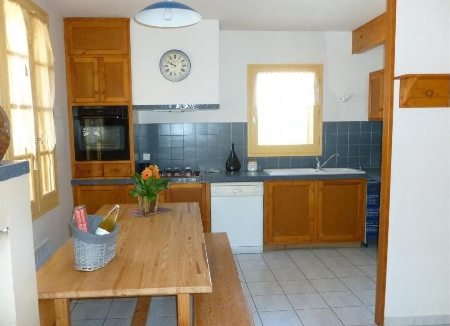 Micro-ondes, lave-vaisselle