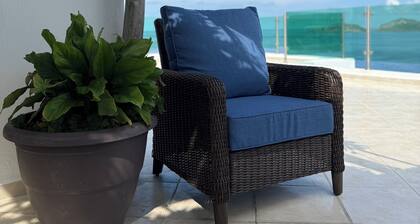 The Coastal Tub Escape By GEstores