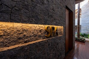 Luxury Double Room, Pets Allowed | Exterior detail