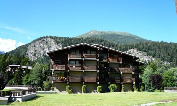 Exterior - Prarion 2 C13 (Les Houches)