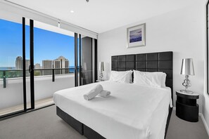 3 camere, una scrivania, ferro/asse da stiro, Wi-Fi