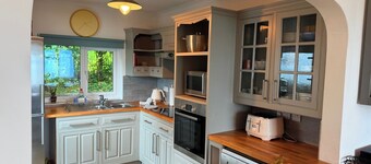 Bella Vista,Sea Views,Dog Friendly,Parking,Sleep 4