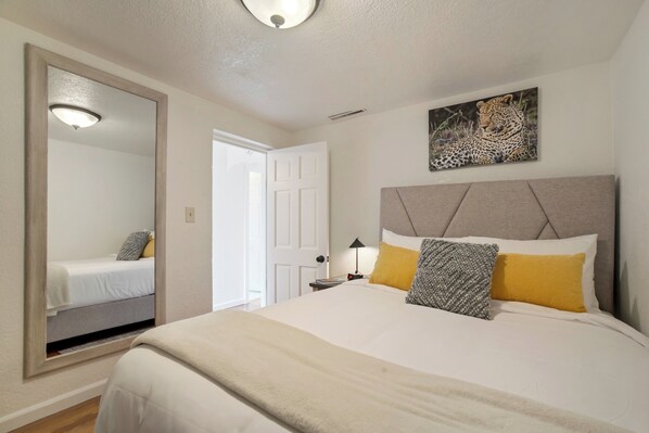 Cottage cơ bản | Bàn ủi/dụng cụ ủi quần áo, bộ trải giường