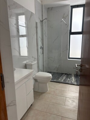 Apartment, 2 Bedrooms, Balcony, Garden View | Bathroom - Joli Beach House - Spacious Ground Floor T2 Apartment (Sal)