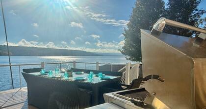 Luxury Lakefront Escape w/ Pool & Guest House