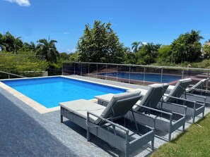 Piscine extérieure