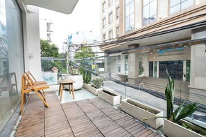 Balcony - Luxury Hotel Apartment HMaison (Ho Chi Minh)