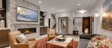 TV, fireplace, offices