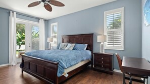 4 bedrooms, desk, iron/ironing board, free WiFi