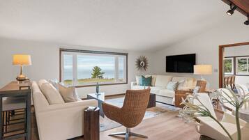 Smart TV, fireplace, table tennis, books