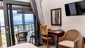 House, 1 Bedroom, City View | Balkoni