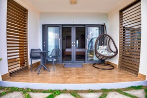 House, Multiple Bedrooms, City View | Terrace/patio