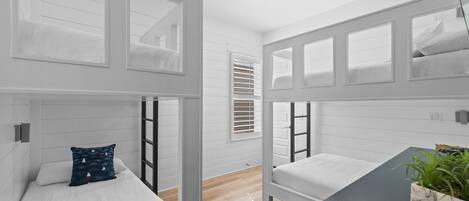 7 Schlafzimmer, Bügeleisen/Bügelbrett, Reisekinderbett, kostenloses WLAN