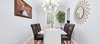 Modern Family Duplex Gateway by YDSH GuestMind - Pet Friendly