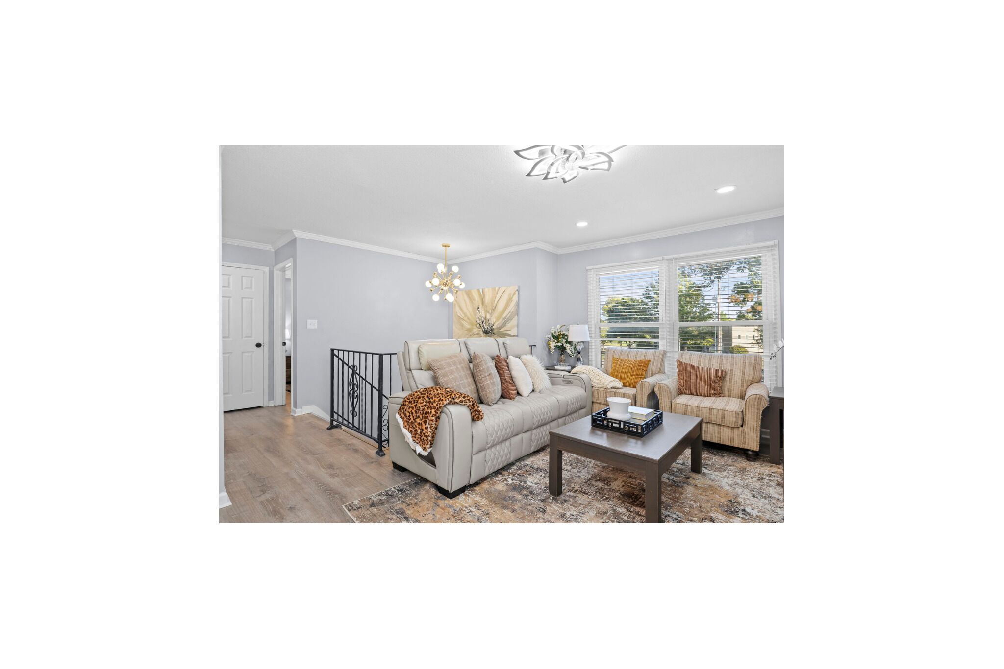 Smart TV, fireplace, offices