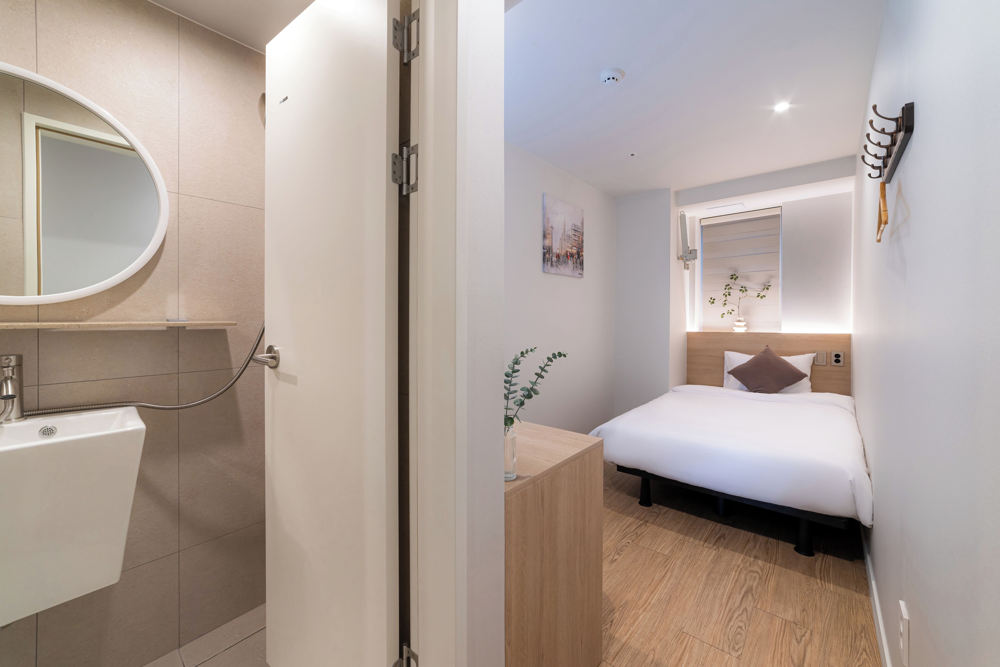 Deluxe Single Room | Free WiFi