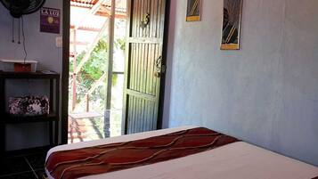 In-room safe, free WiFi