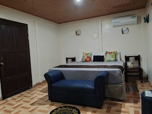 Firemannsrom – deluxe, hageutsikt | Safe på rommet og wi-fi (inkludert)