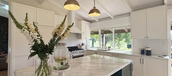 Dorrigo 7 Bed 4 Bath Farm Stay — Alpacas Getaway