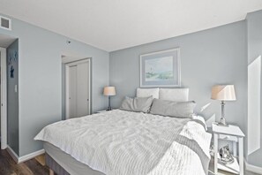 3 bedrooms, desk, iron/ironing board, WiFi
