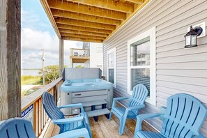 Outdoor spa tub - New Management Ocean-View Escape Balcony, Hot Tub (North Topsail Beach)