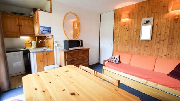Unclassified image, 1 of 3, button - Apartment in Plagne Villages by Ski Slopes (La Plagne-Tarentaise)