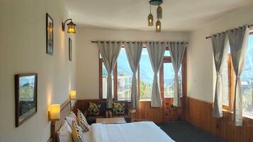Luxury Room, Mountain View | Desk, laptop workspace, iron/ironing board, free WiFi