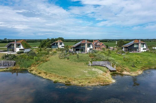 Modern, Luxurious and Sustainable Nature Villa