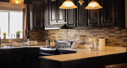 Hermosa casa céntrica hasta 12 personas a 10 min del consulado WiFi 500mbps