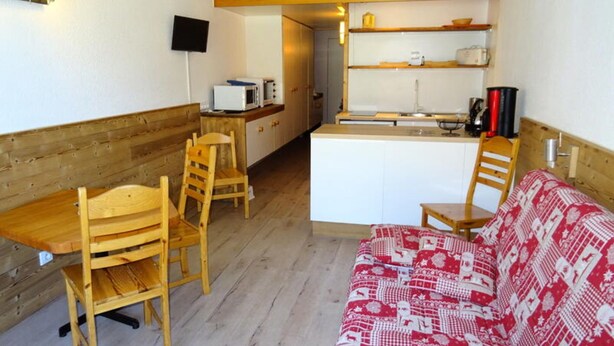 Unclassified image, 1 of 3, button - Apartment in Les Arcs With Mont Blanc View (Bourg-Saint-Maurice)