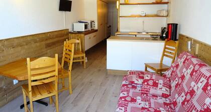 Lovely Studio for 5 People Close to the Slopes and Shops in the Village of Charvet in Arc 1800