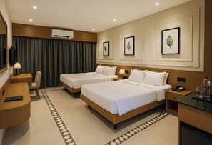 Family Suite, Balcony, Resort View | Desk, iron/ironing board, free WiFi