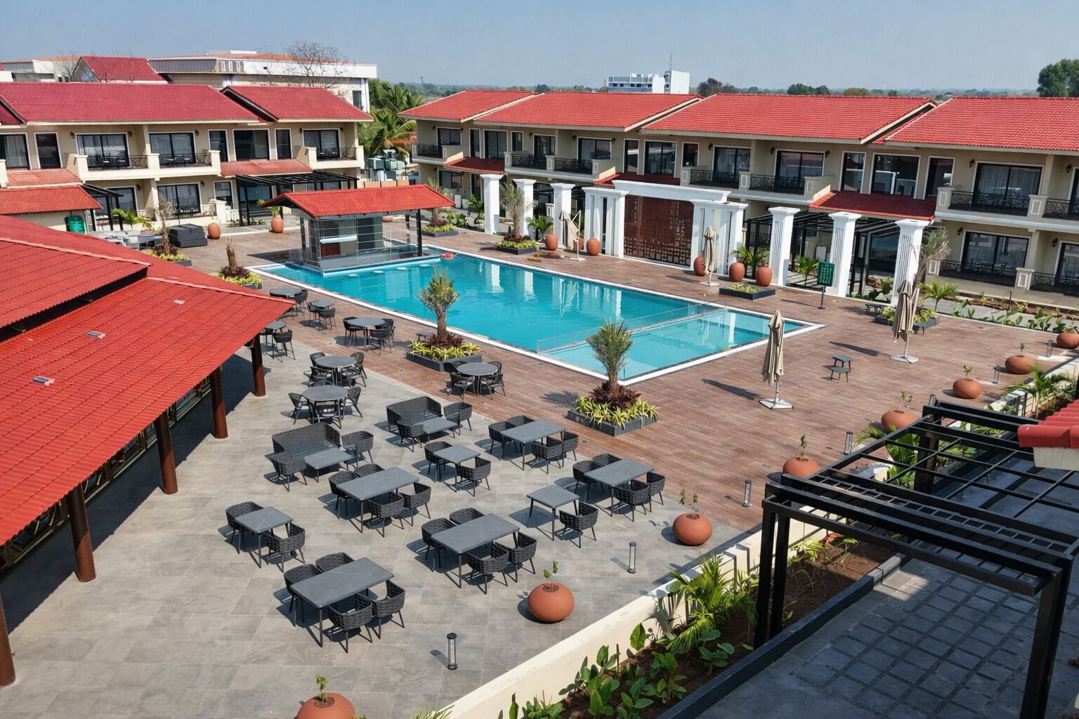 Kolam renang outdoor