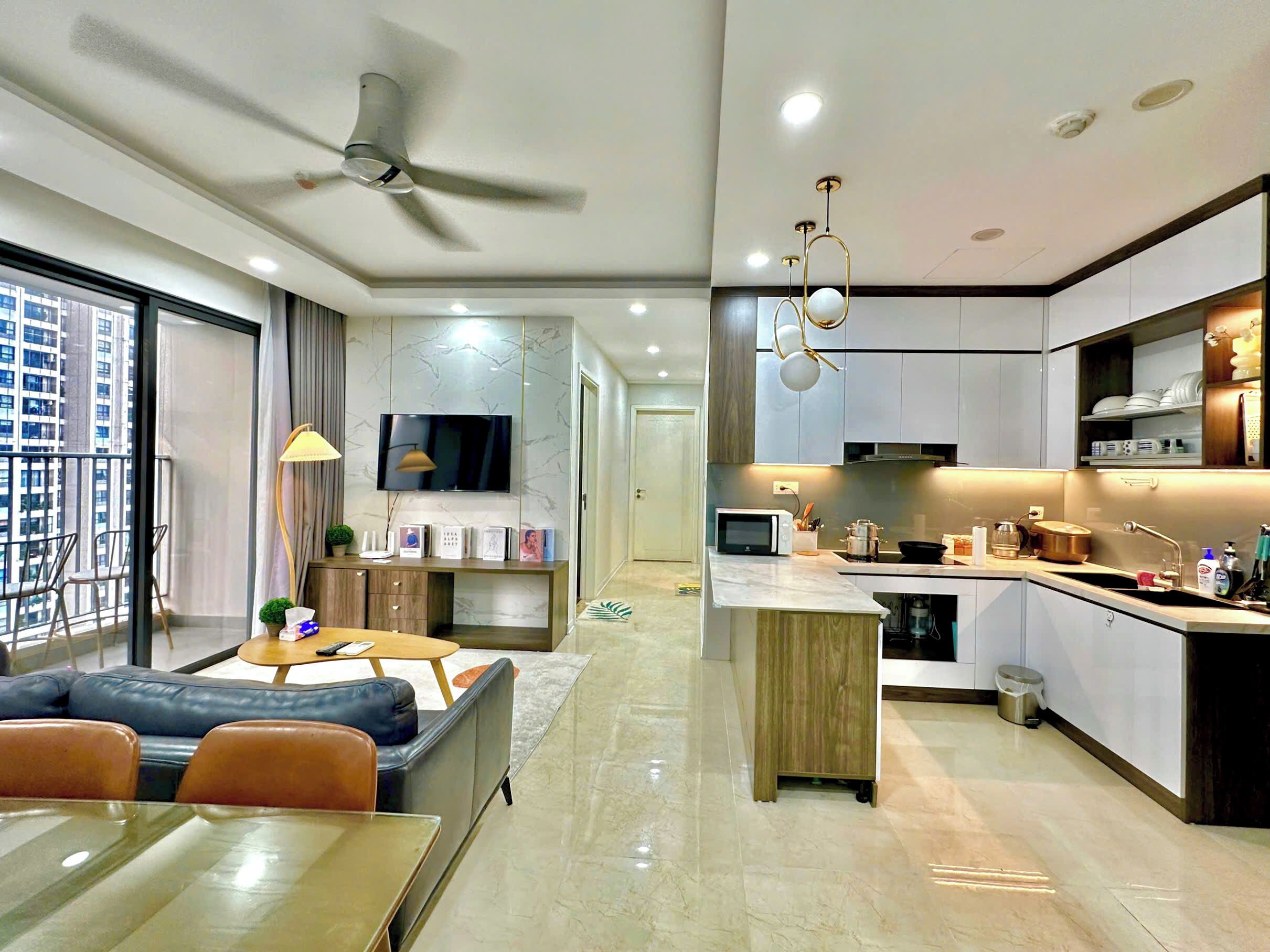 奢華公寓, 露台, 城市景 | 客廳 | 60 吋智能電視連衛星電視頻道、Netflix、串流服務