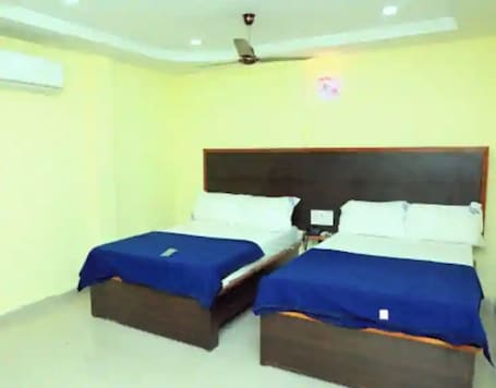 Deluxe Double Room | Free WiFi