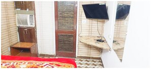 غرفة ديلوكس مزدوجة - مكيّف هواء | ملاءات للفراش لا تسبب الحساسية ومكتب وتجهيزات عازلة للصوت