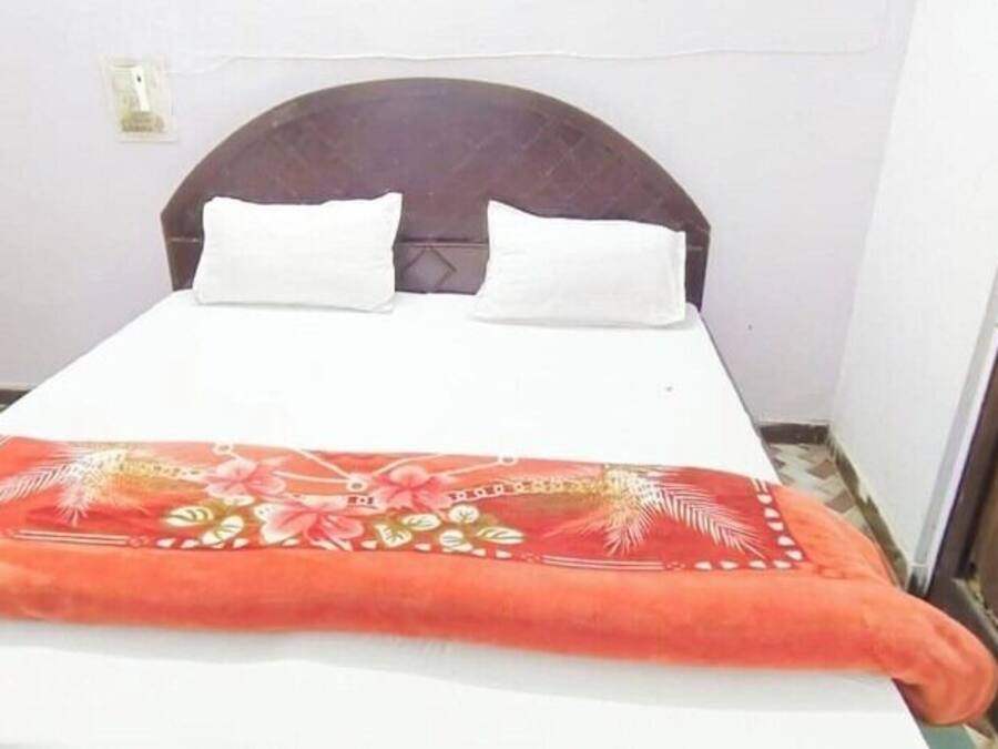 Habitación Deluxe doble, Aire acondicionado | Ropa de cama hipoalergénica, escritorio, sistema de insonorización