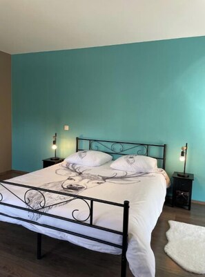 4 chambres, Wi-Fi, draps fournis