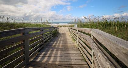 Seaside Serenity at Captain's Quarters