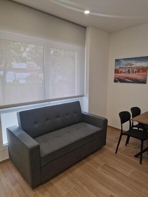 Apartamento 110 | Ruang tamu | TV 