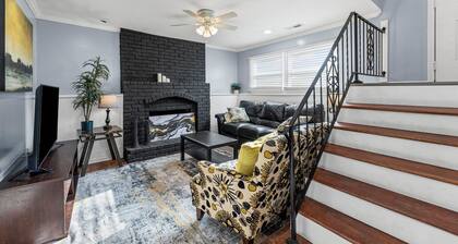 Olathe duplex by YDSH GuestMind - Comfortable, private unit, Pet Friendly!