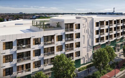 18 Guests | Resort Pool + Bar, Dining, Terrace | South Lamar, Steps to Zilker