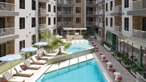 Pool - 12 Guests at The Code by AvantStay | South Lamar for Groups + Resort-Style Pool (Austin)