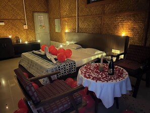 Free WiFi, bed sheets - Palm grove eco resort  (Port Blair)