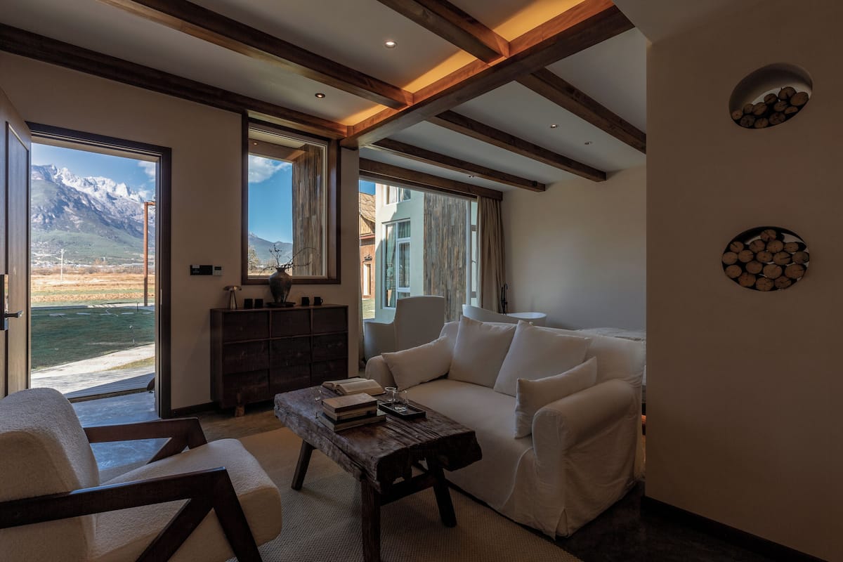 Elite Studio Suite, Hill View | Free WiFi