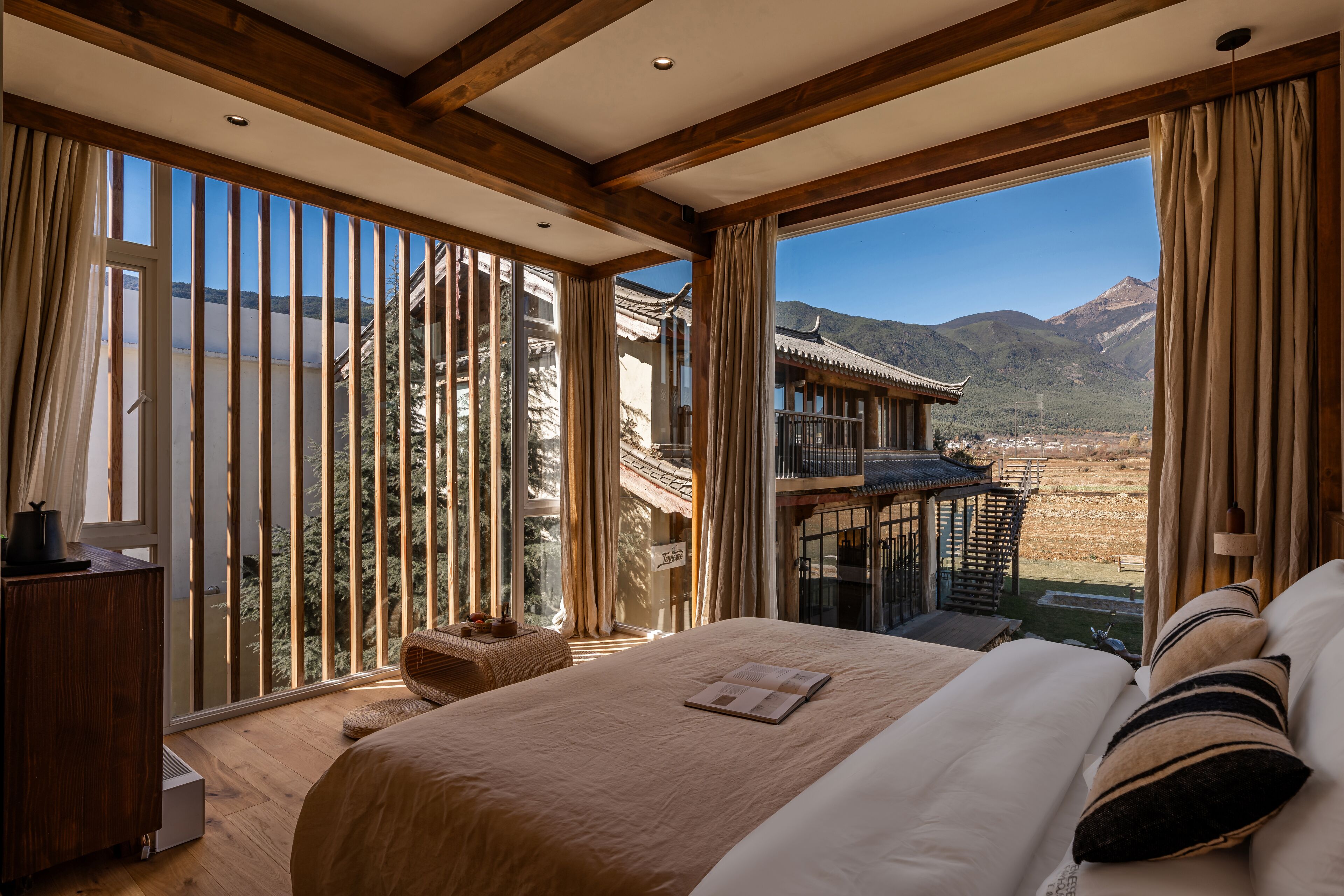 Superior Double Room, 1 Queen Bed, Non Smoking, Mountain View | Free WiFi