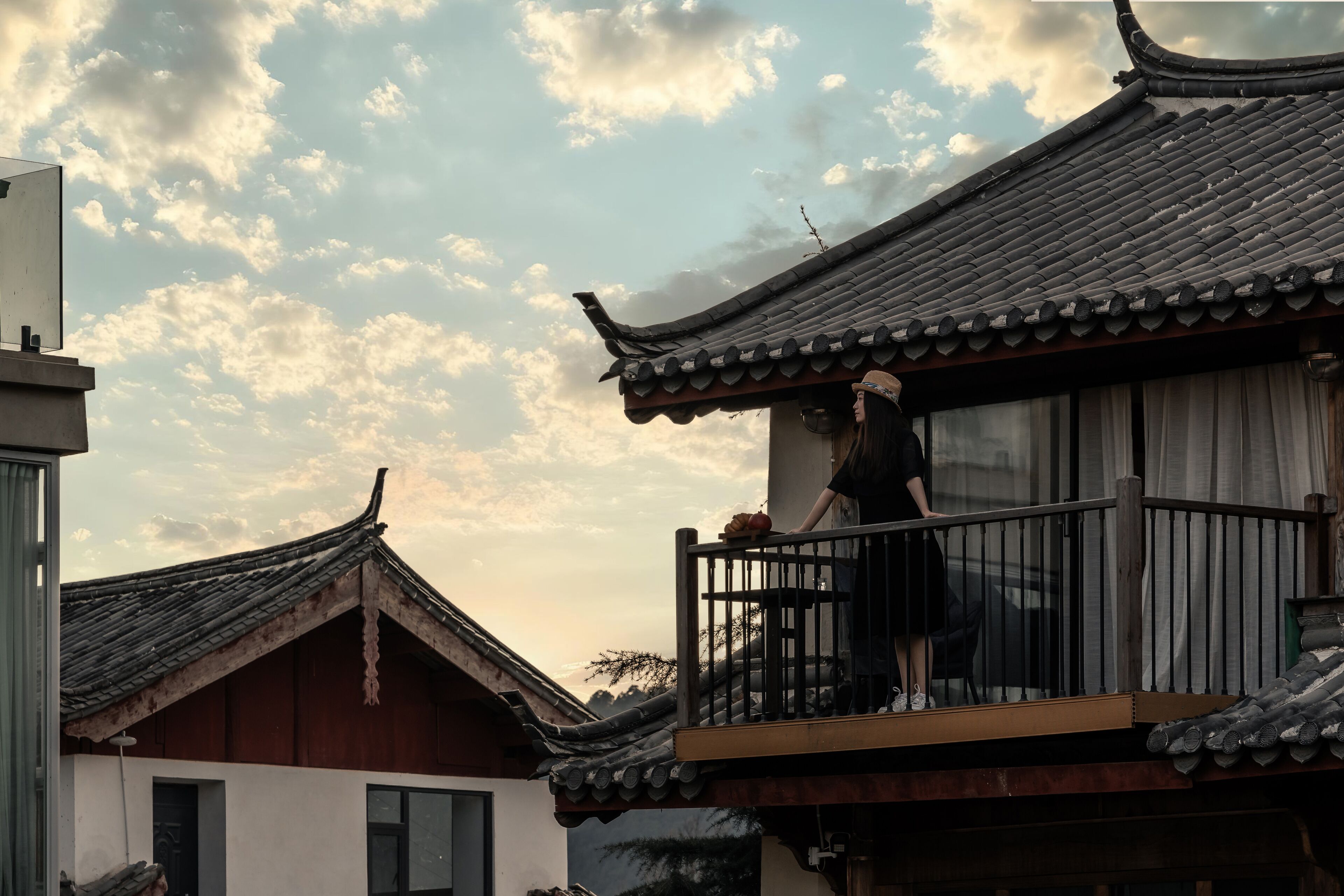 Habitación senior individual, balcón, vista a la montaña | Terraza o patio