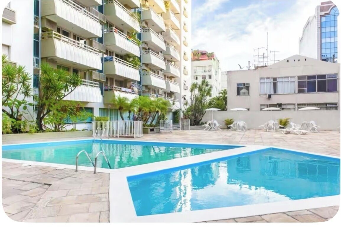 حمّام سباحة خارجي